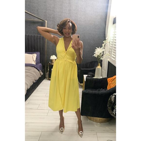 TOCCIN X RTR Bright Yellow Nylon Hourglass Sleeveless Twist Front Dress Size 10 - Picture 12 of 13